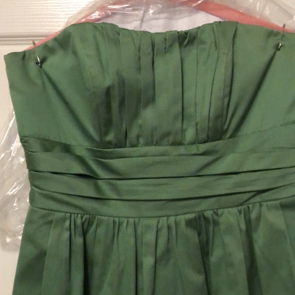 Strapless dress with pleats at bodice.   Worn once as a bridesmaid dress - Picture 2 of 2